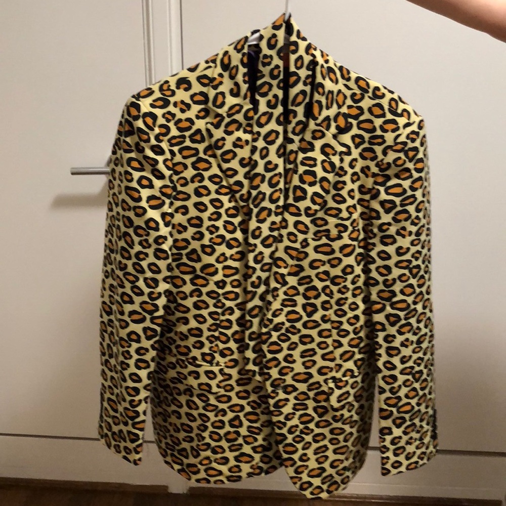 Man suit - Picture 3 of 5